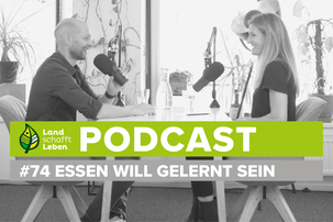 Maria Fanninger und Hannes Royer im Podcast-Studio von Land schafft Leben | © Land schafft Leben