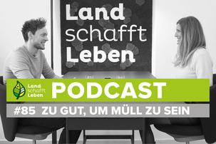 Maria Fanninger und Georg Strasser im Podcast-Studio von Land schafft Leben | © Land schafft Leben