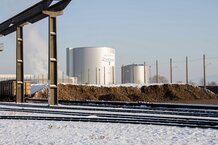 Zuckerproduktions-Fabrik Wiener Zucker im Winter. | © Land schafft Leben