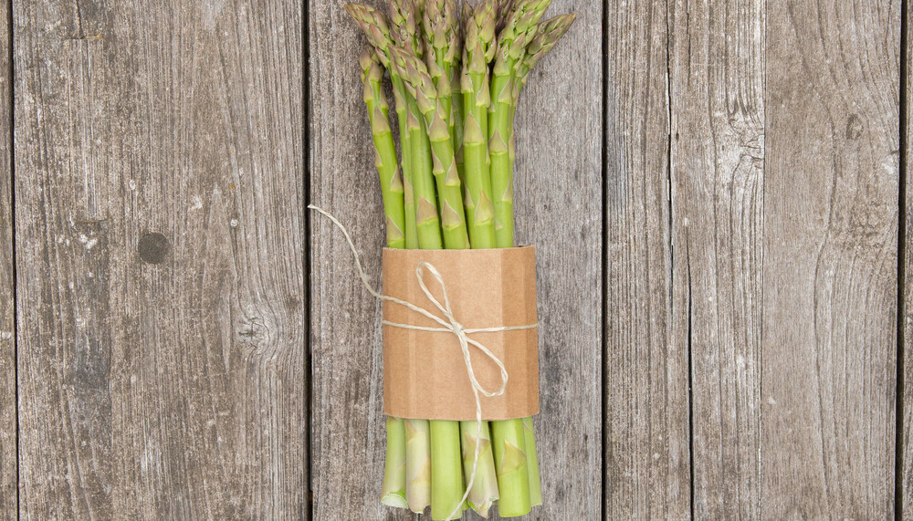 Spargel, Geschenk, verpackt, grün | © Sebastian Fröhlich, 2020