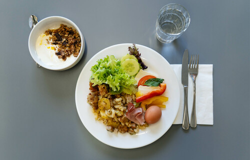 Essen und Sport | © Land schafft Leben ausgewogene Sport-Mahlzeit | © Land schafft Leben
