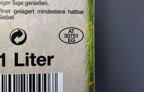 Milchverpackung | © Land schafft Leben