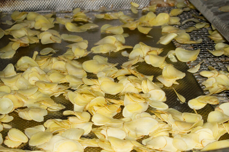 kartoffelscheiben chips | © Land schafft Leben, 2019
