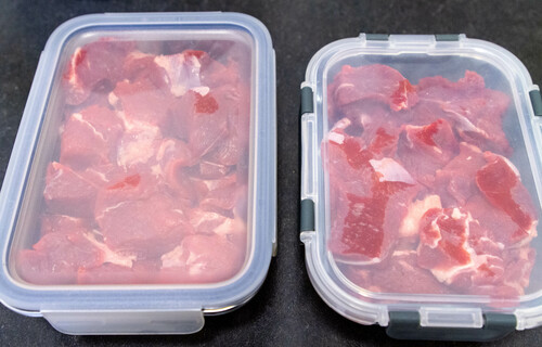Rind Lagerung Rindfleisch Tupper | © Land schafft Leben Rindfleisch in Frischhalte-Dose | © Land schafft Leben