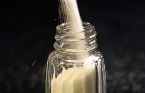 Salz rinnt in Salzstreuer | © Land schafft Leben