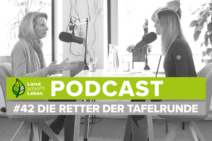 Maria Fanninger und Alexandra Gruber im Podcast-Studio von Land schafft Leben | © Land schafft Leben