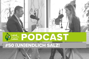 Maria Fanninger und Kurt Thomanek im Podcast-Studio von Land schafft Leben | © Land schafft Leben