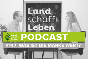 Maria Fanninger und Günter Thumser im Podcast-Studio von Land schafft Leben | © Land schafft Leben